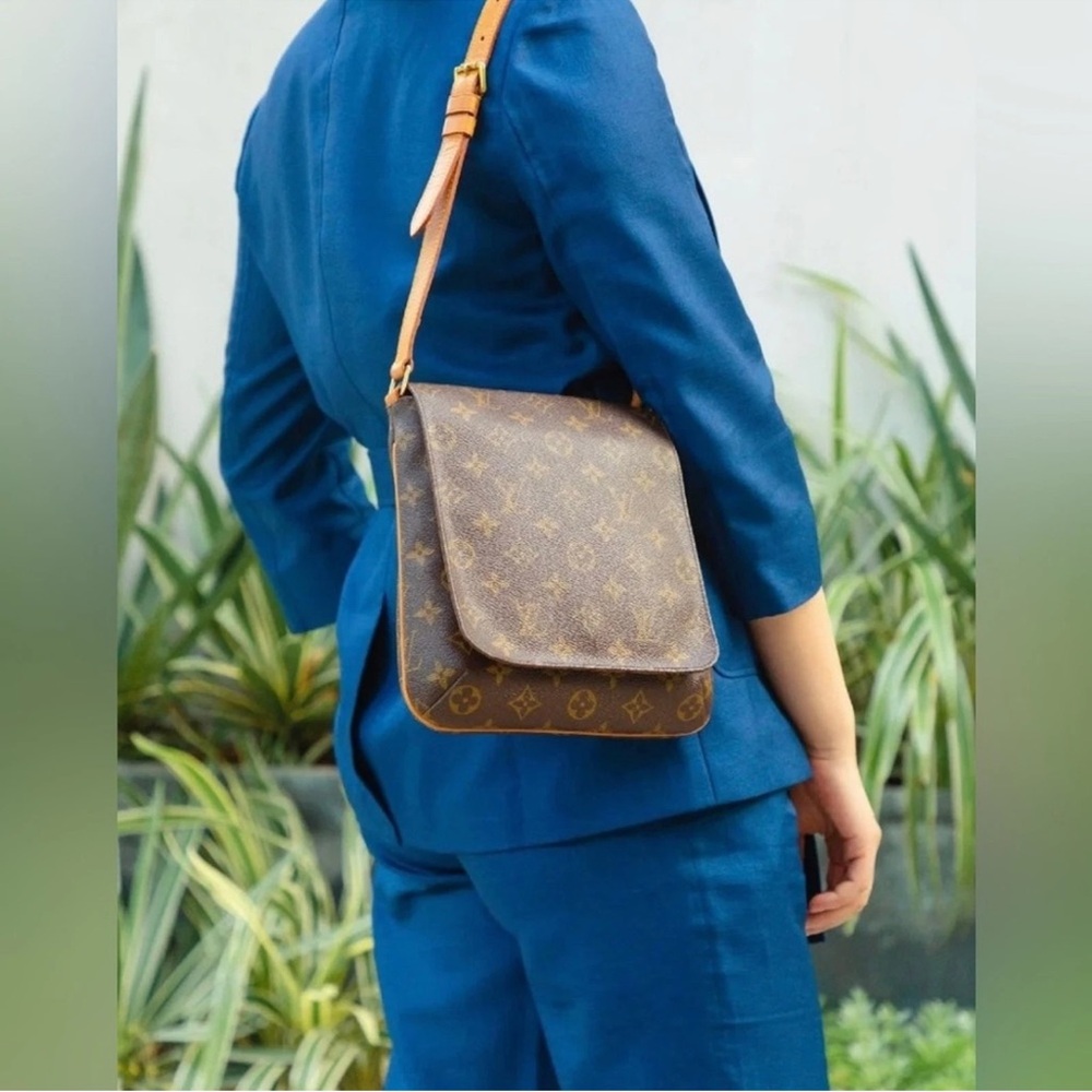 Louis Vuitton Dark Brown Monogram musette salsa Crossbody Bag